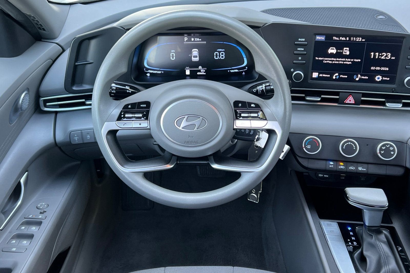 2024 Hyundai Elantra SE