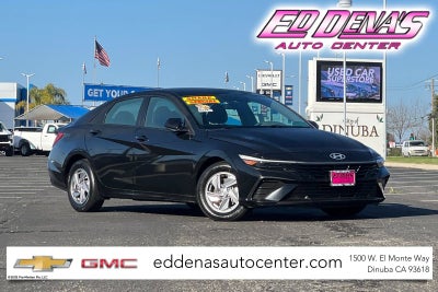 2024 Hyundai Elantra SE