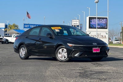 2024 Hyundai Elantra SE