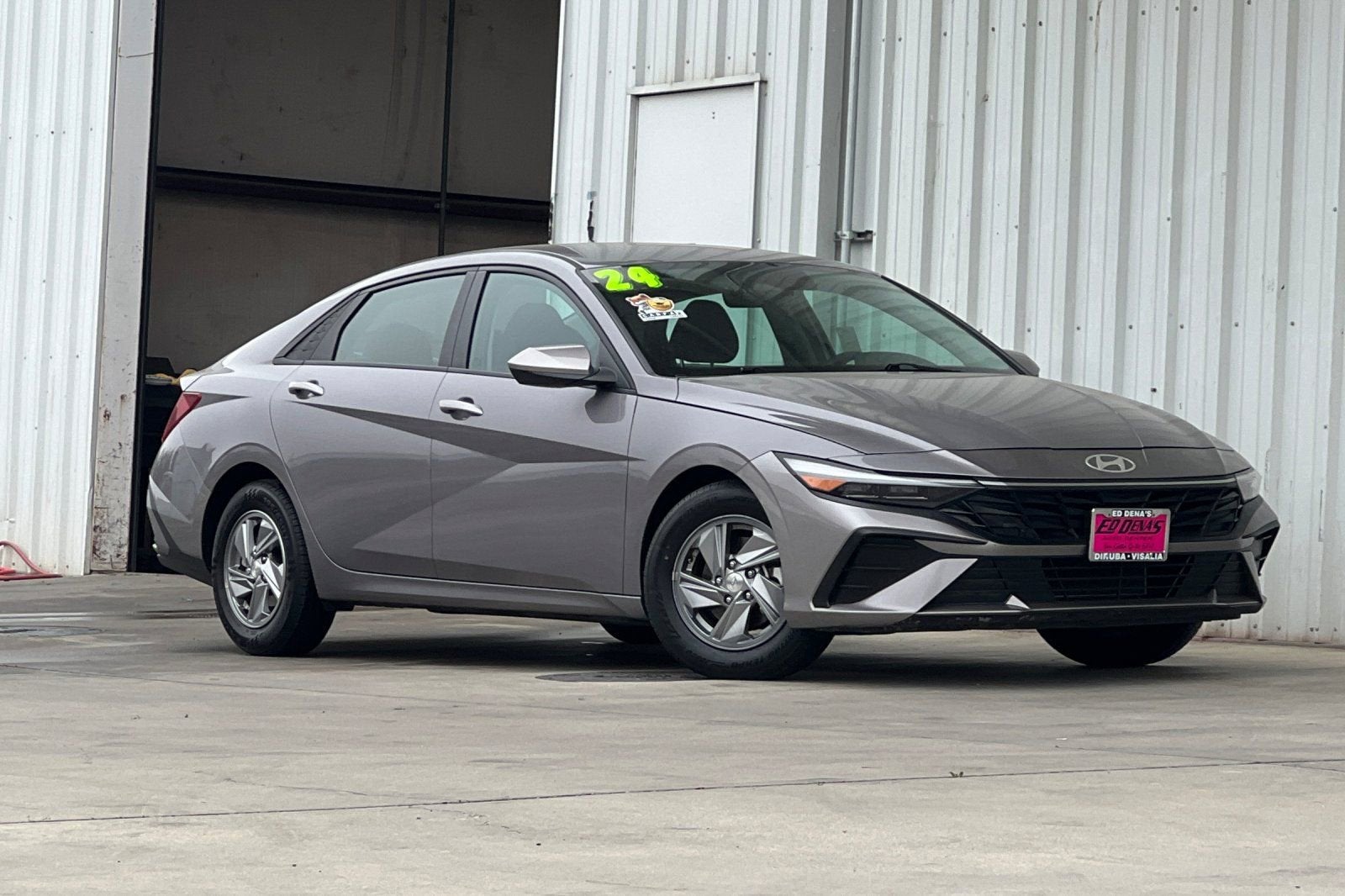 2024 Hyundai Elantra SE
