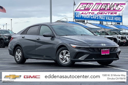 2025 Hyundai Elantra SE