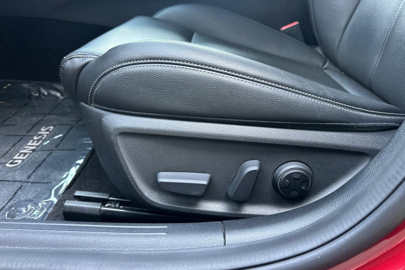 2022 Genesis G70 2.0T