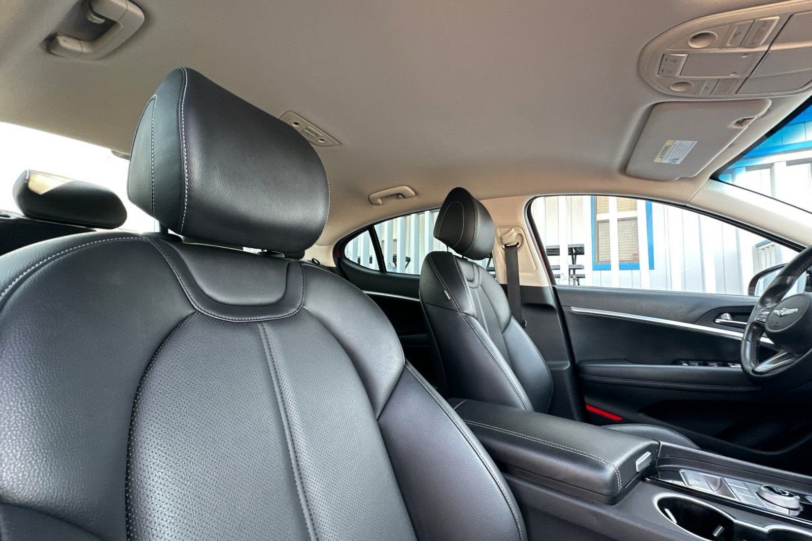 2022 Genesis G70 2.0T