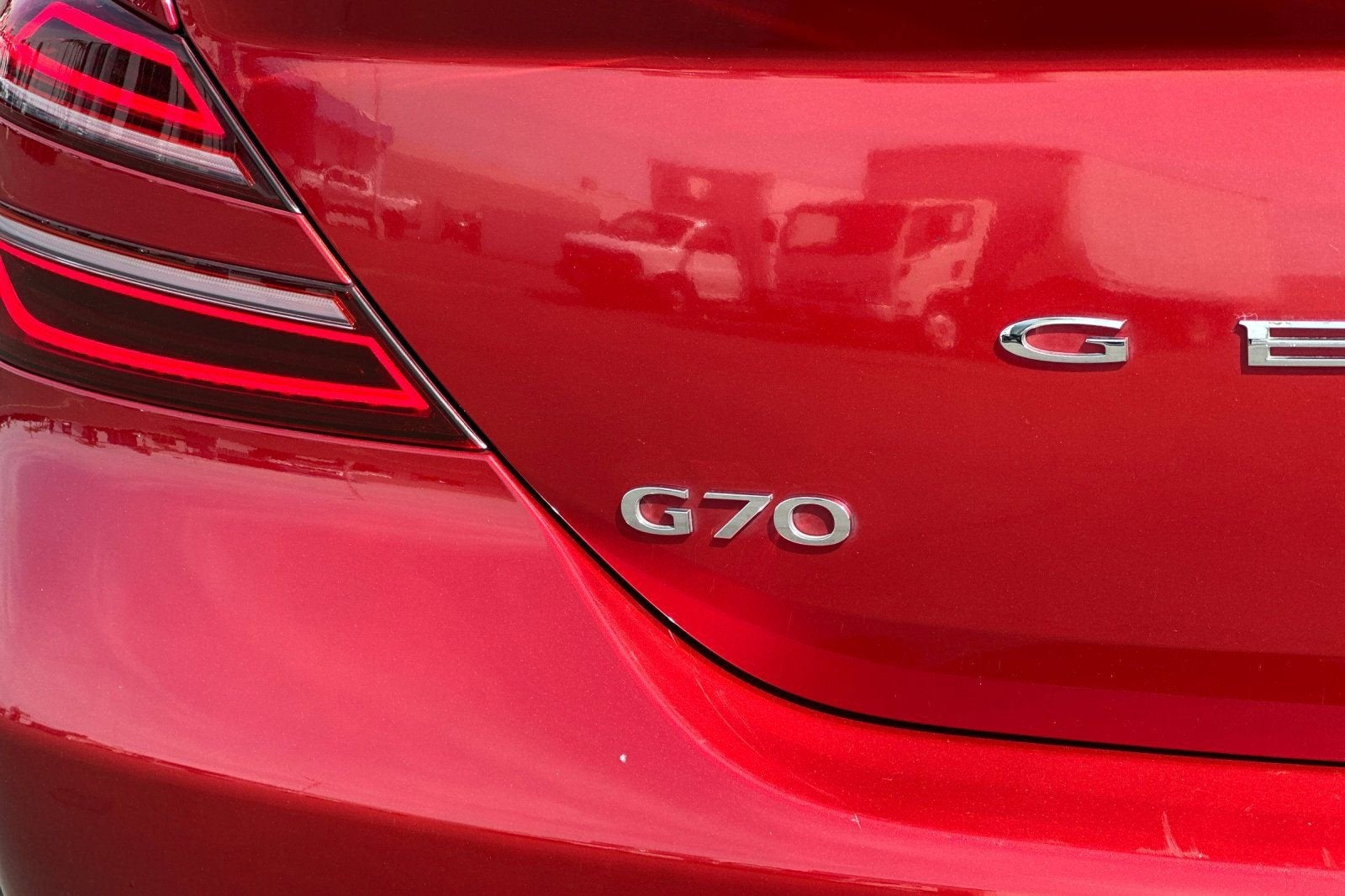 2022 Genesis G70 2.0T