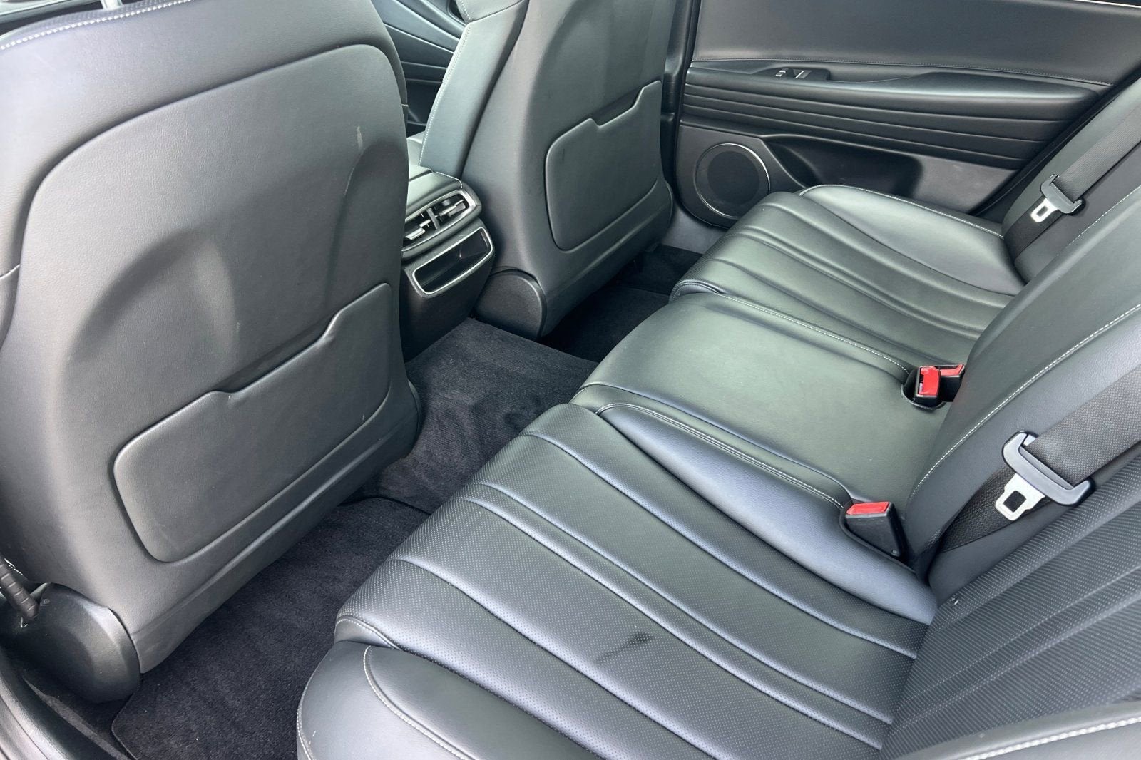 2023 Genesis G80 2.5T