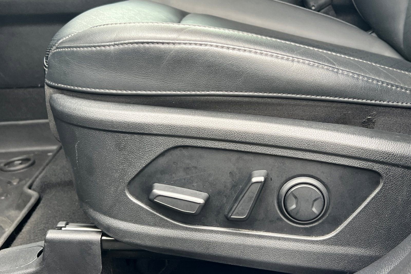 2022 Kia Sorento Hybrid S