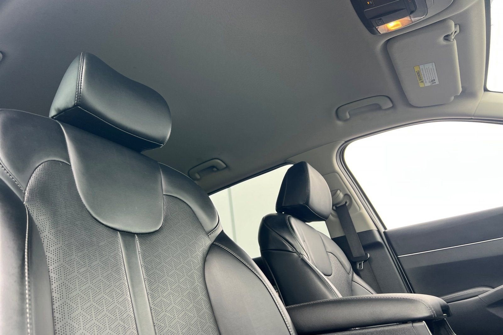 2022 Kia Sorento Hybrid S