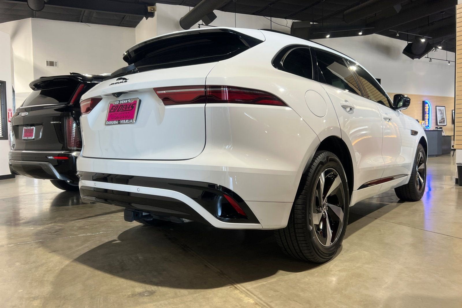 2025 Jaguar F-PACE R-Dynamic S