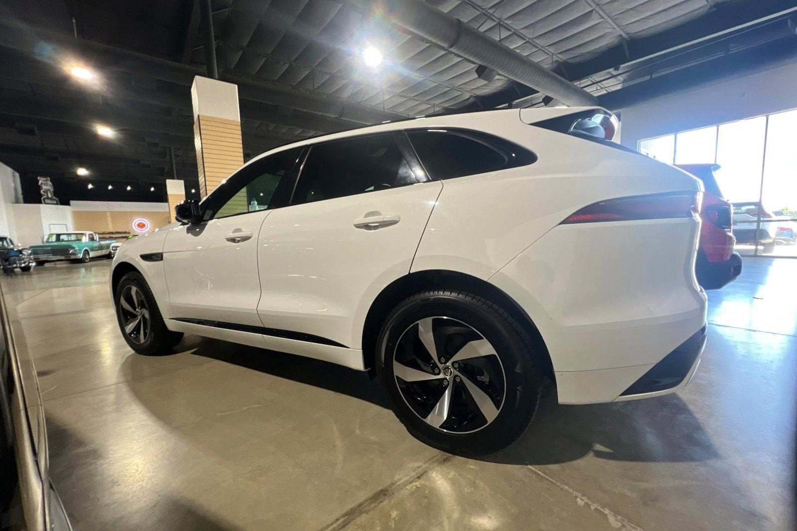 2025 Jaguar F-PACE R-Dynamic S