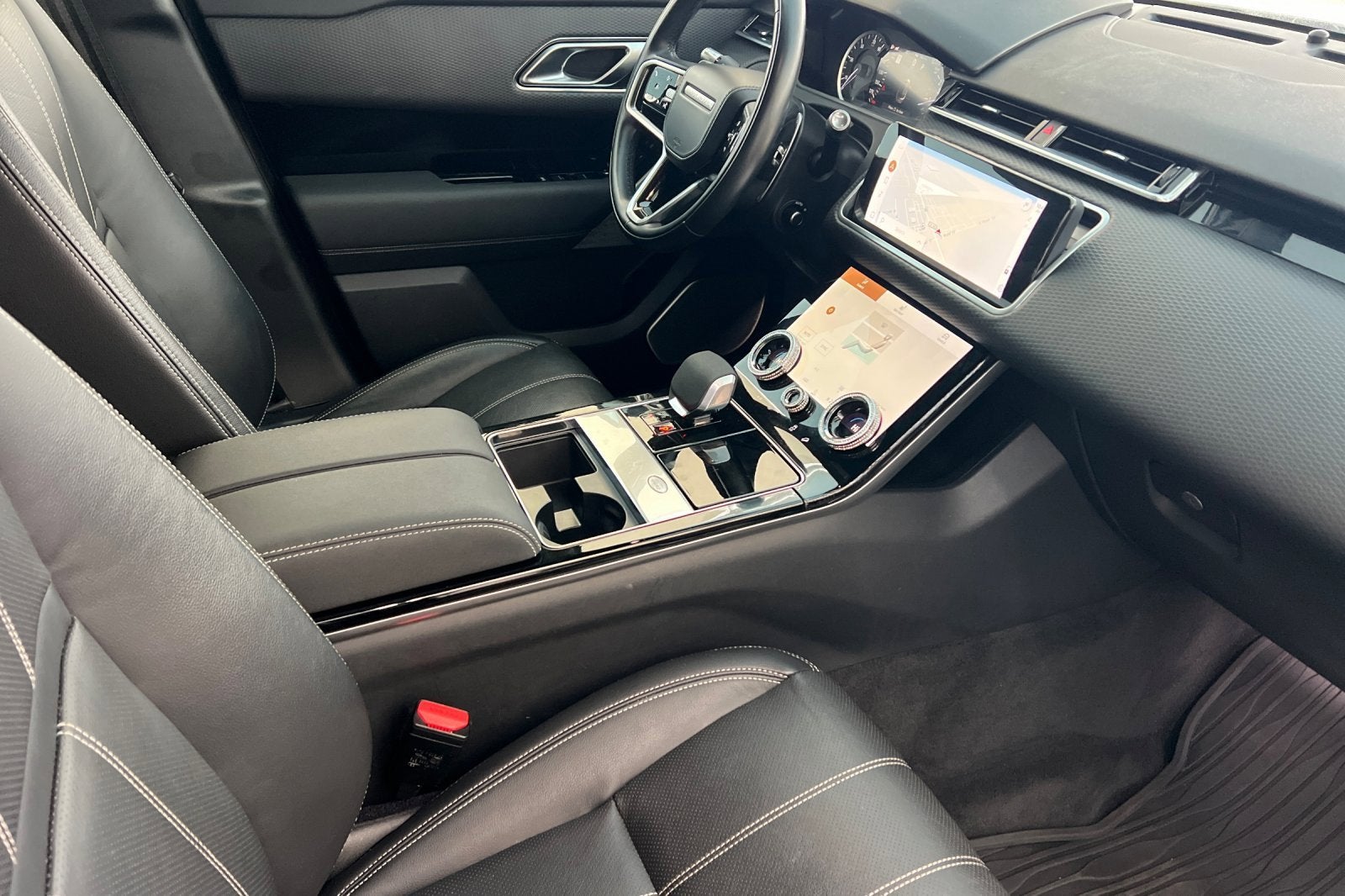 2022 Land Rover Range Rover Velar R-Dynamic S