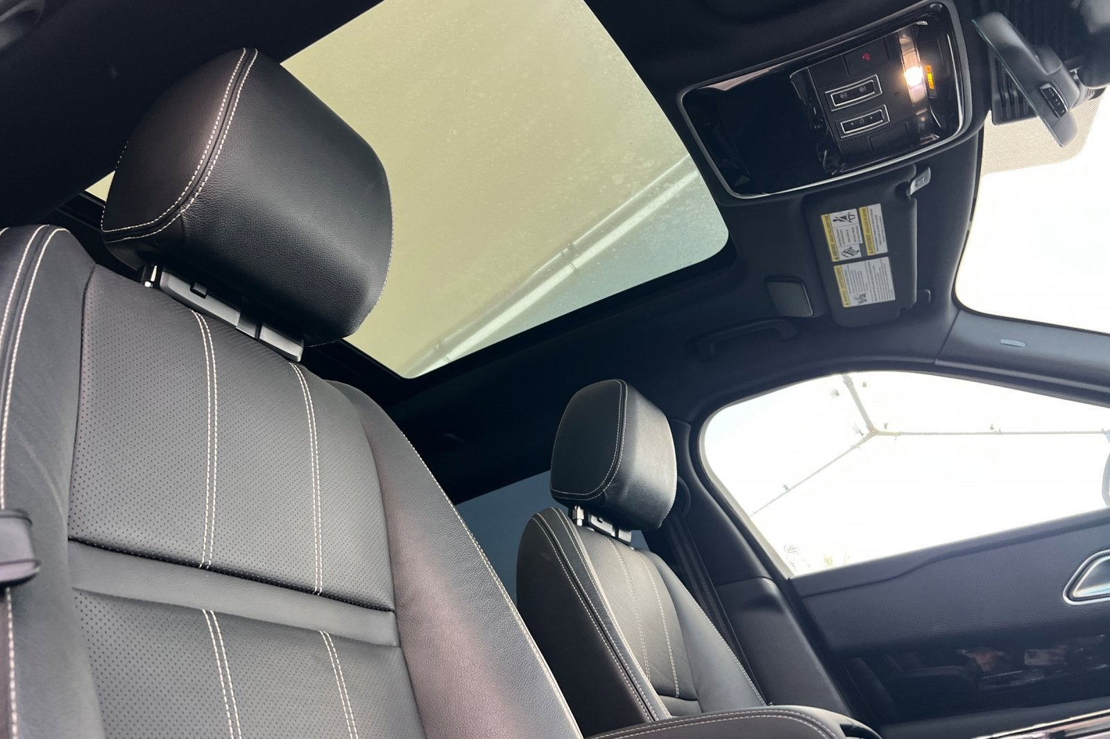 2022 Land Rover Range Rover Velar R-Dynamic S