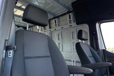 2022 Mercedes-Benz Sprinter Cargo Van Base