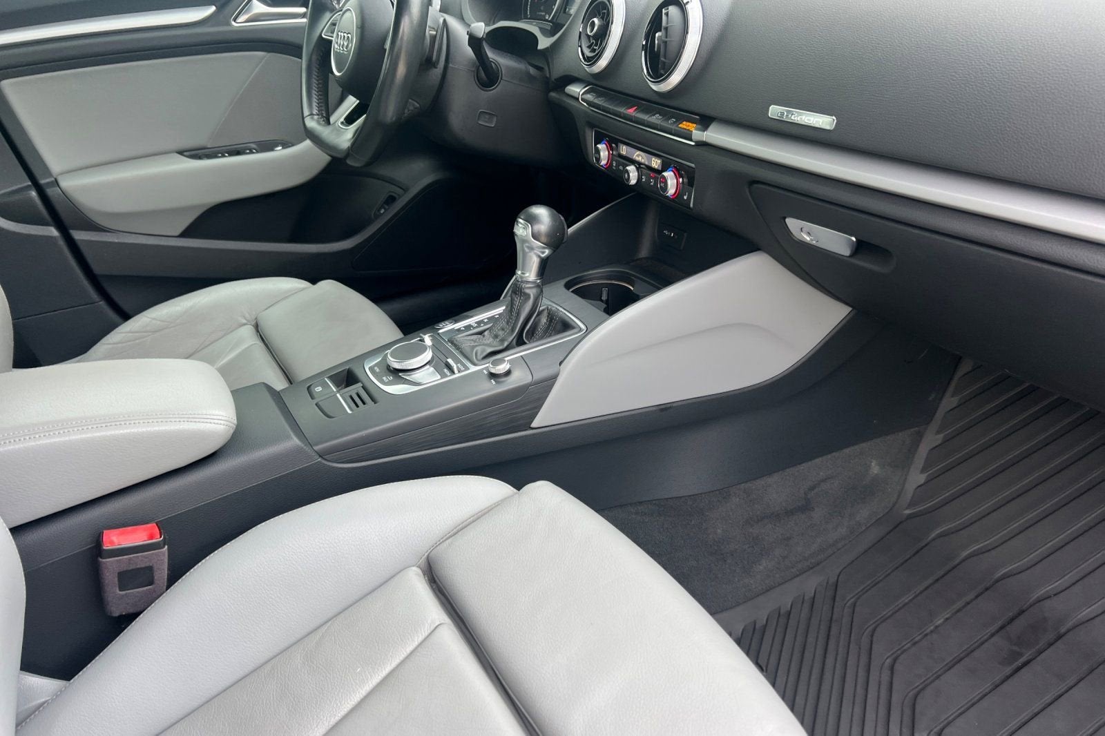 2018 Audi A3 Sportback e-tron Premium