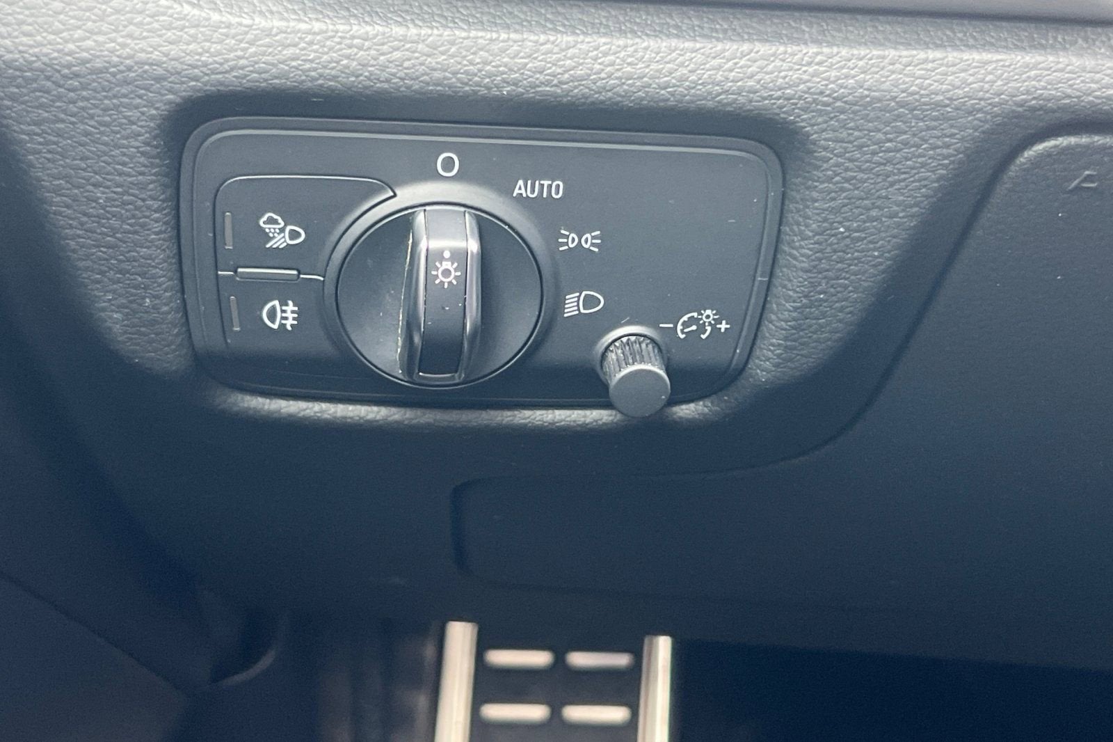 2018 Audi A3 Sportback e-tron Premium