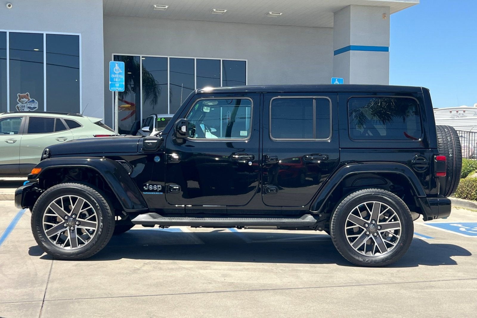 2023 Jeep Wrangler 4xe Sahara High Altitude