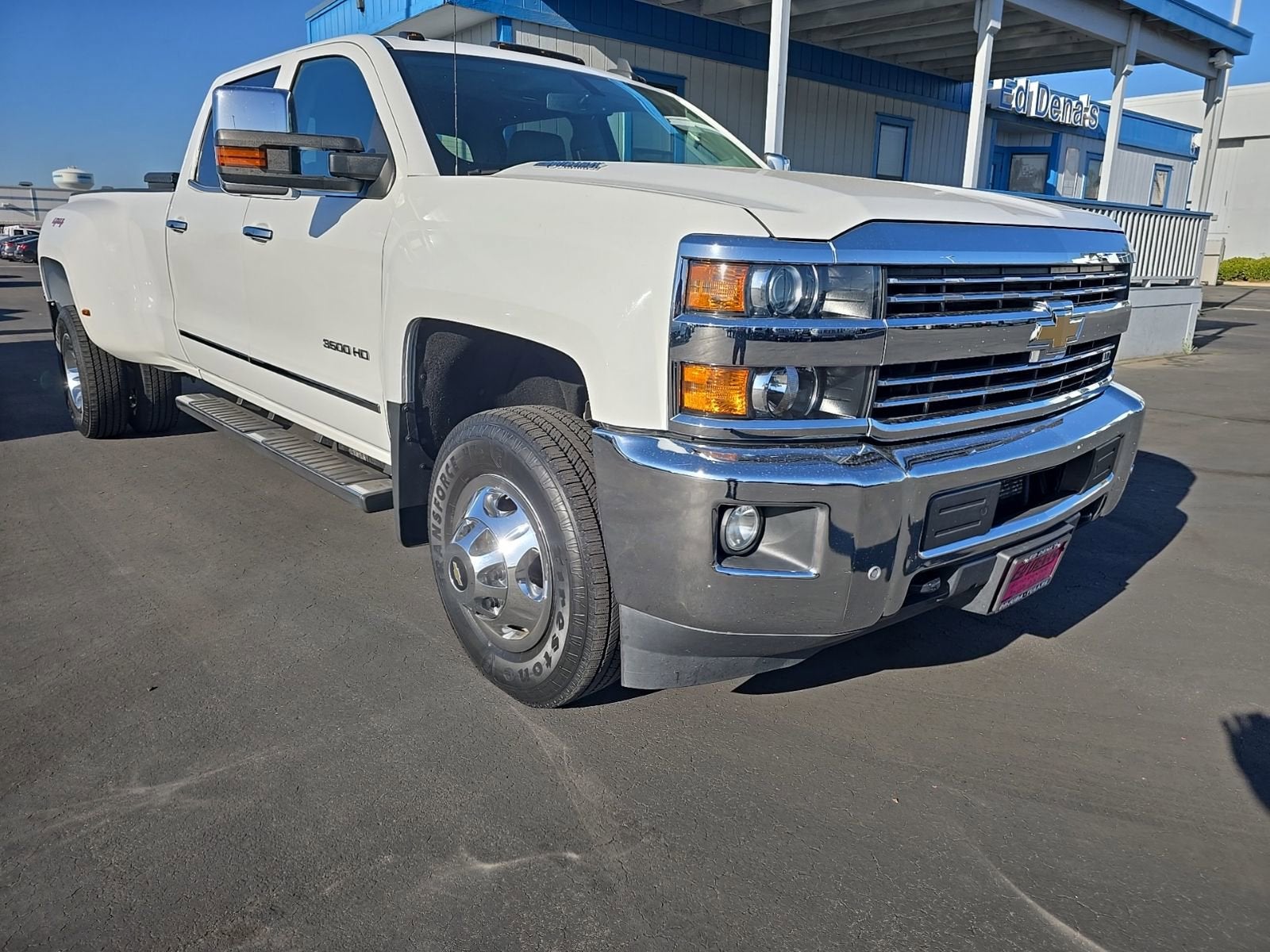 2015 Chevrolet Silverado HD's photo