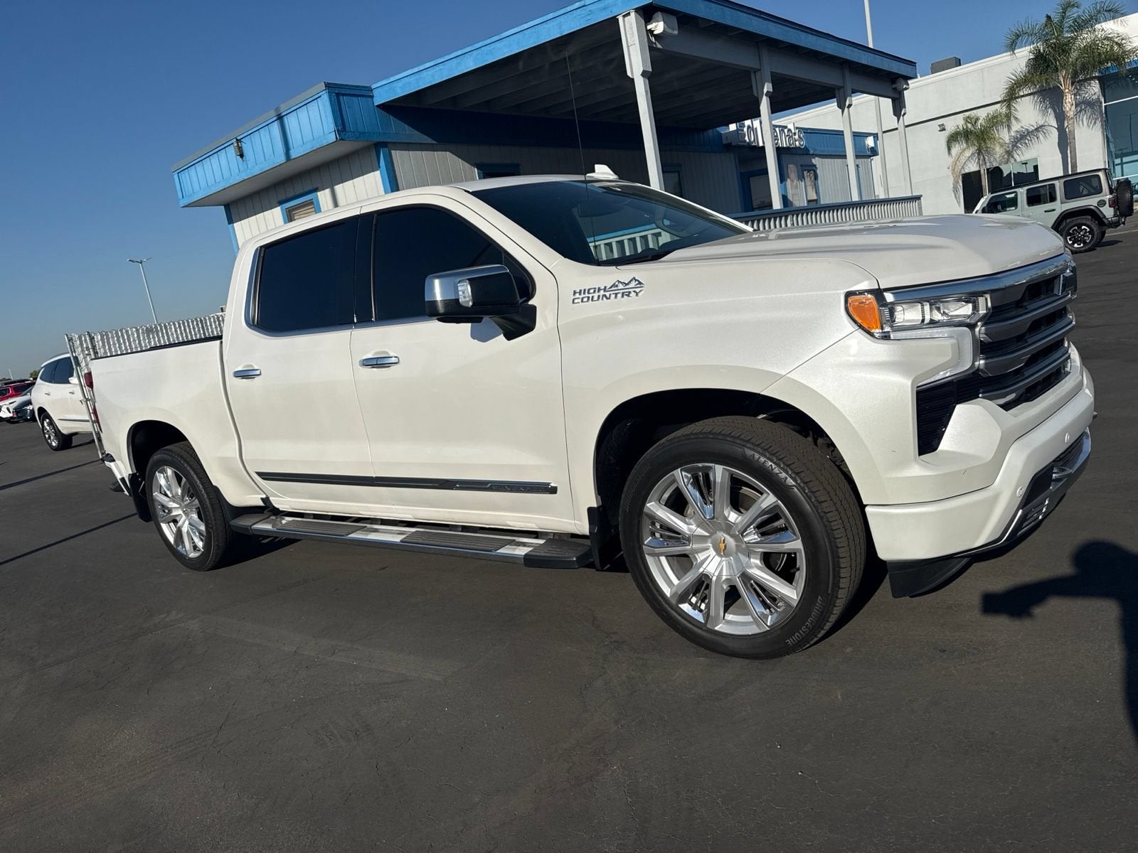 2023 Chevrolet Silverado 1500 High Country