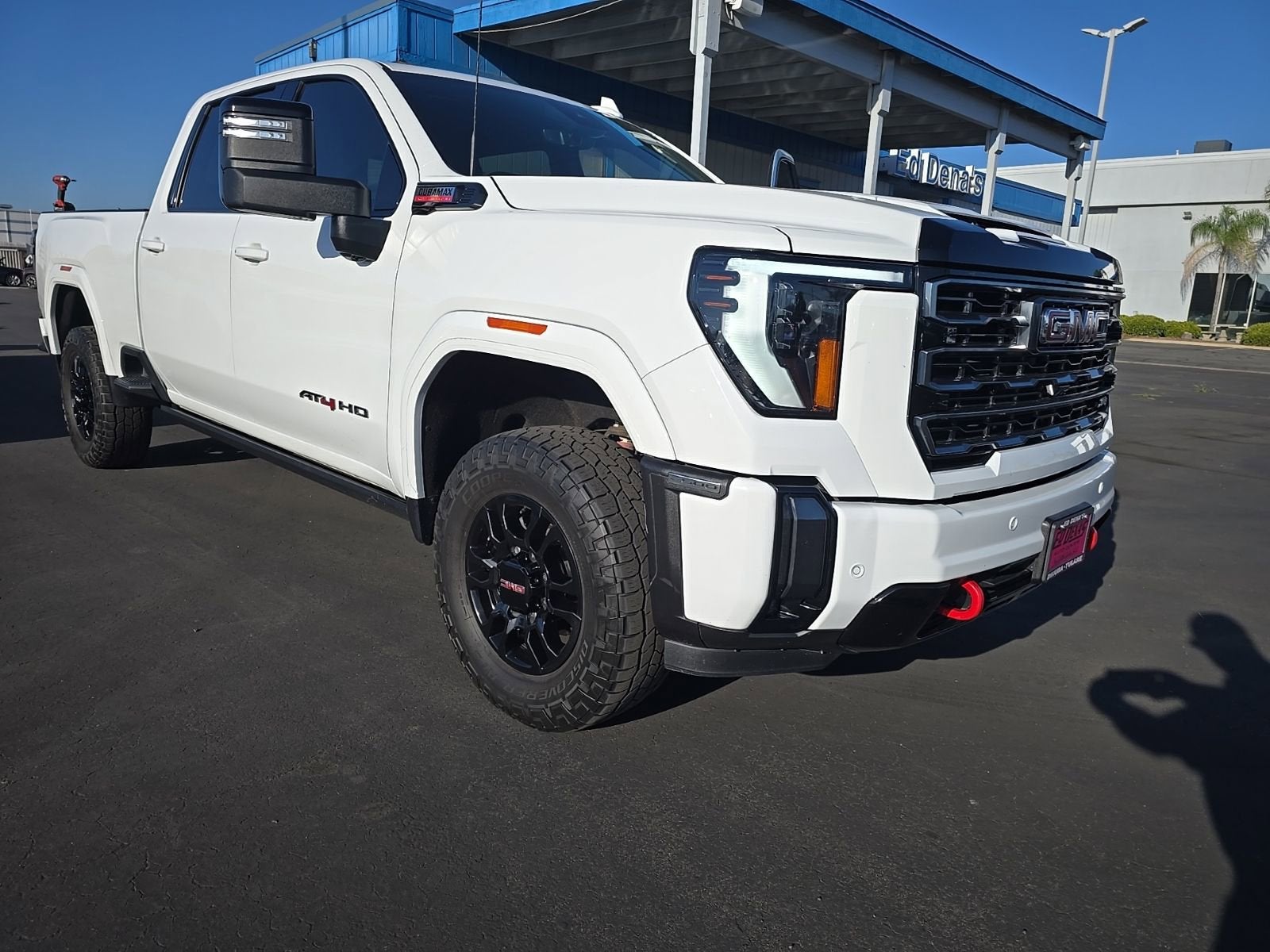 2024 GMC Sierra 4WD Crew Cab Standard Box AT4's photo