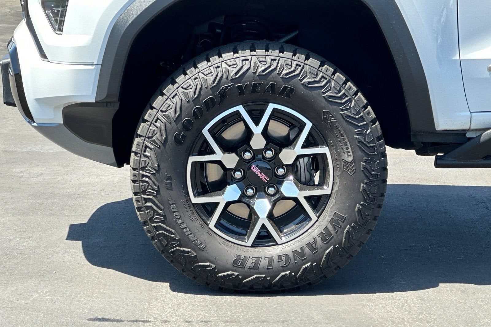 2024 GMC Canyon AT4X