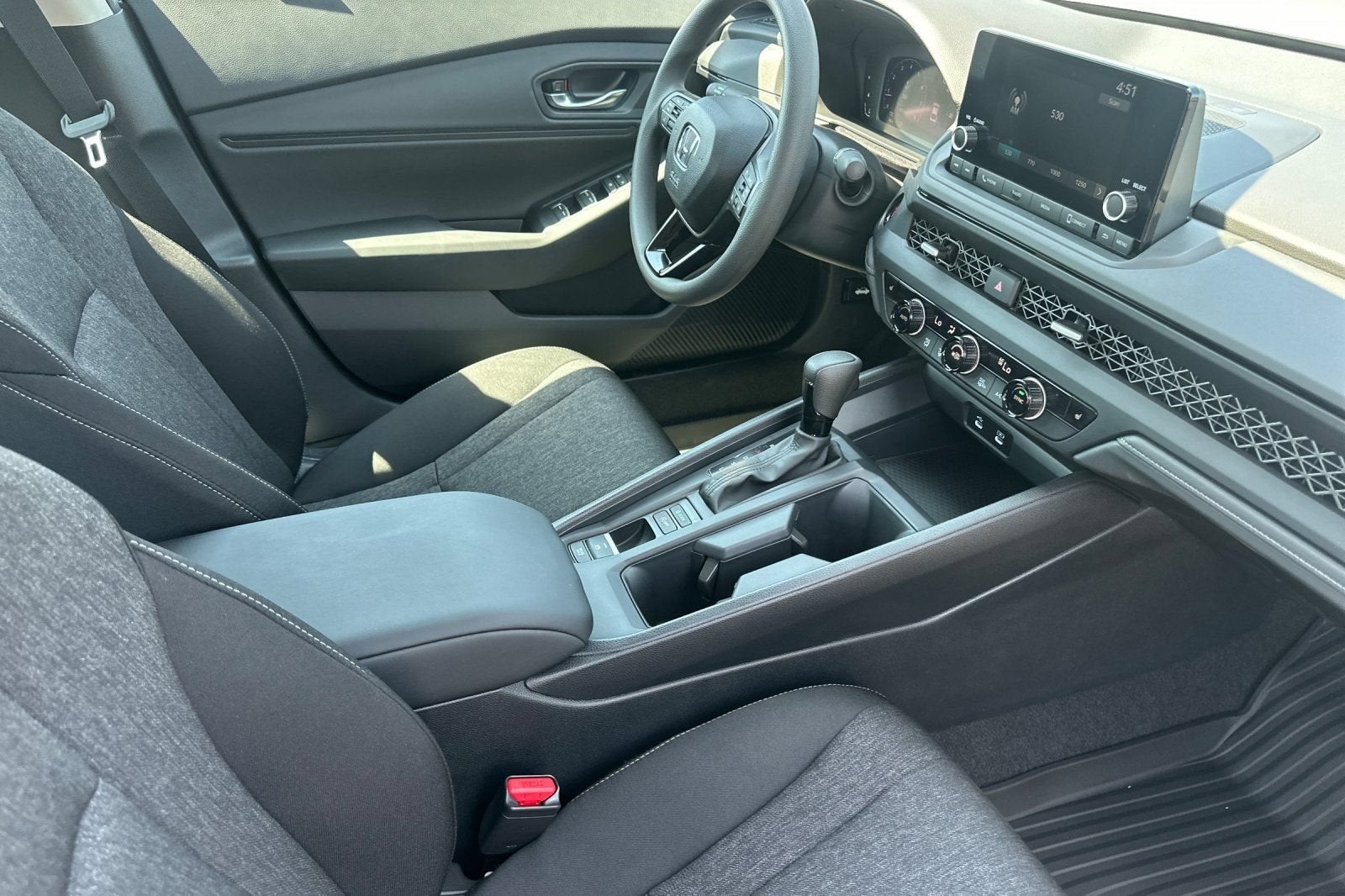 2025 Honda Accord SE - Photo 19