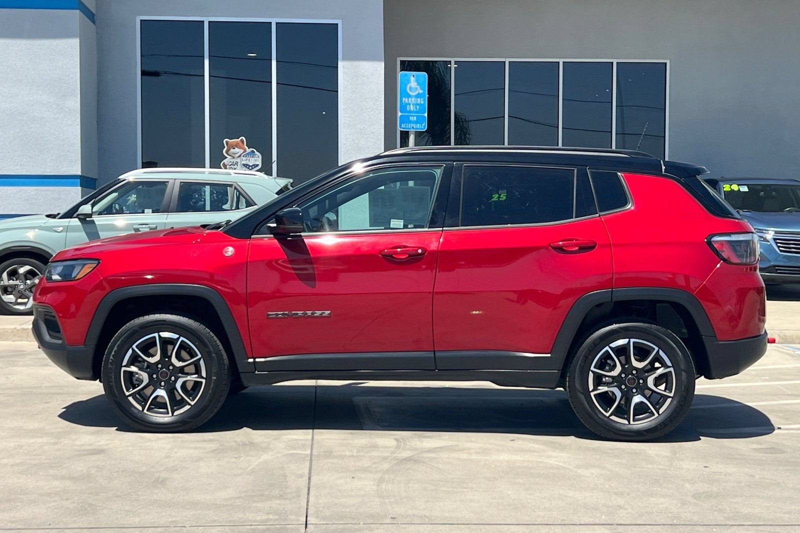 2025 Jeep Compass Trailhawk