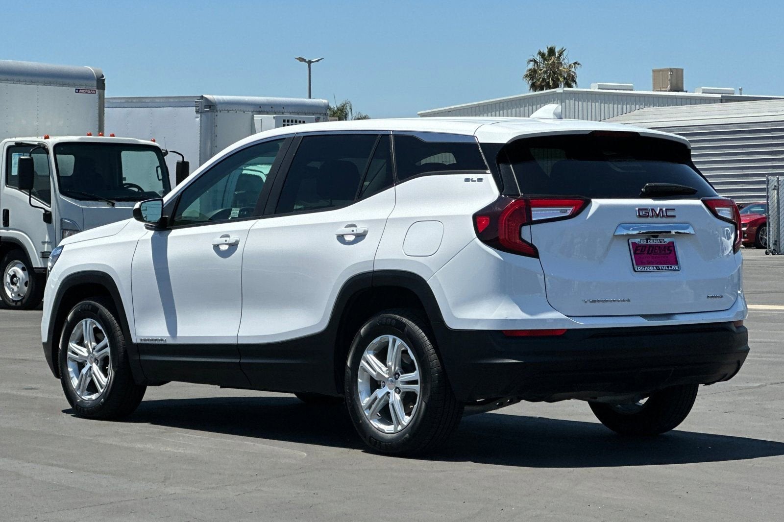 2024 GMC Terrain SLE