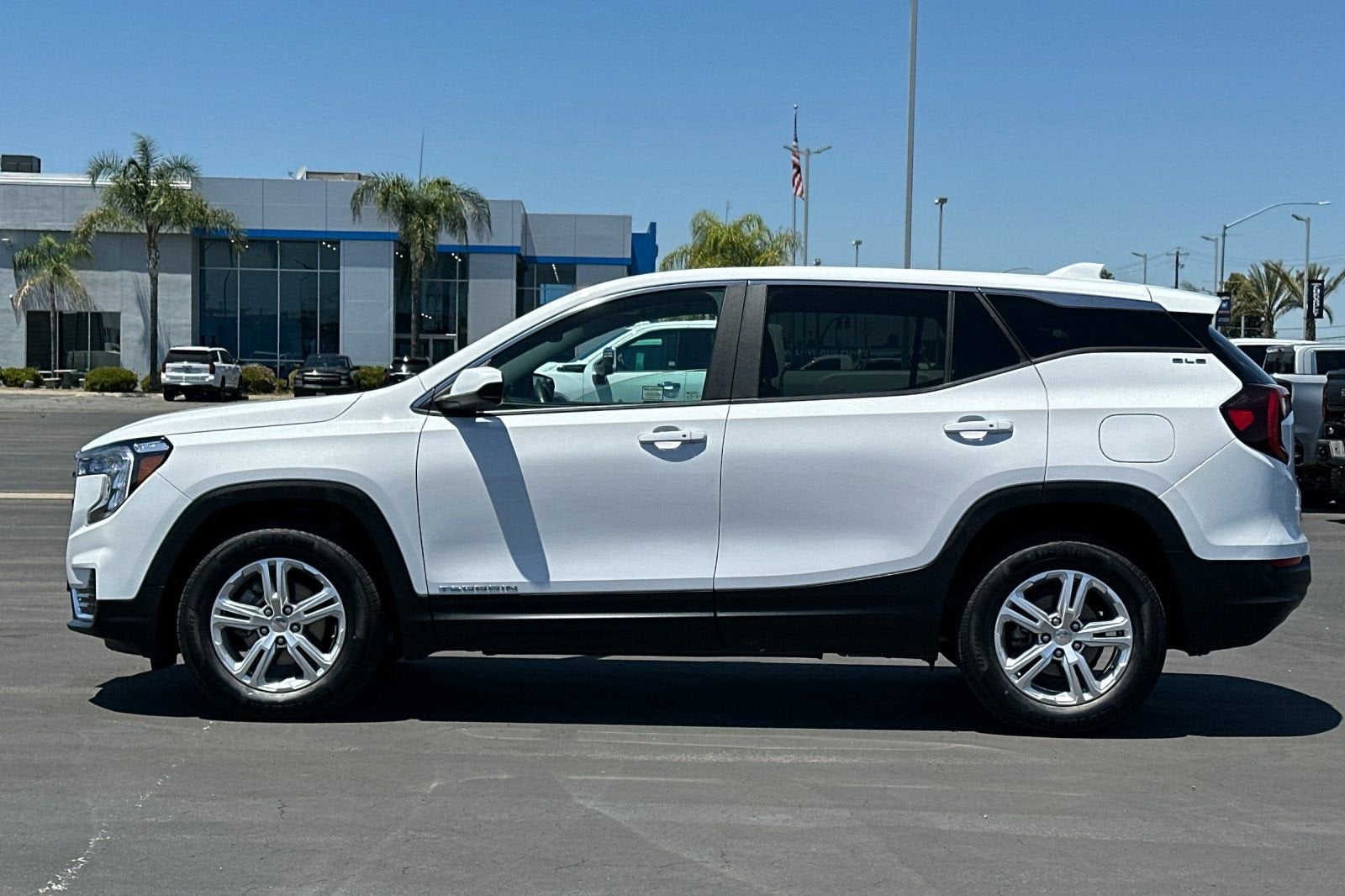 2024 GMC Terrain SLE