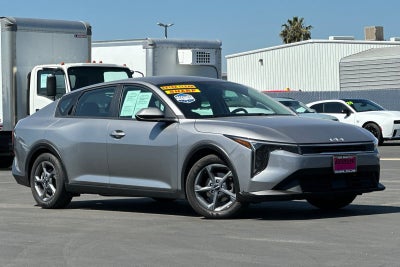 2025 Kia K4 LXS