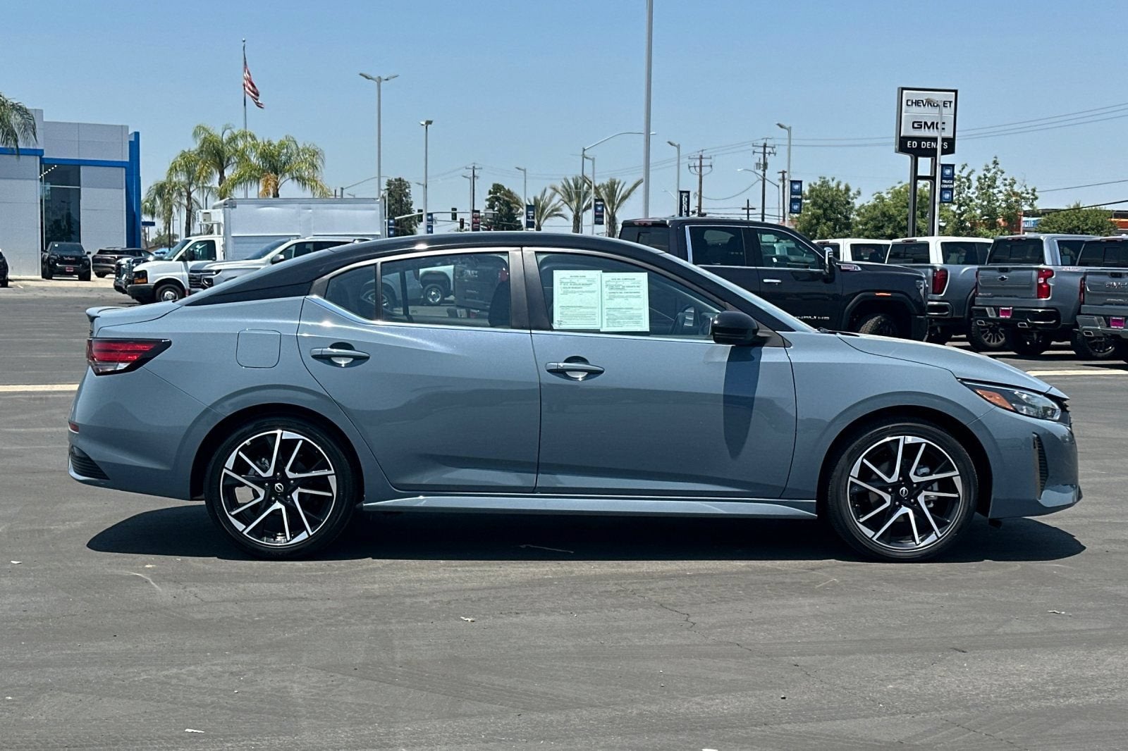 2025 Nissan Sentra SR