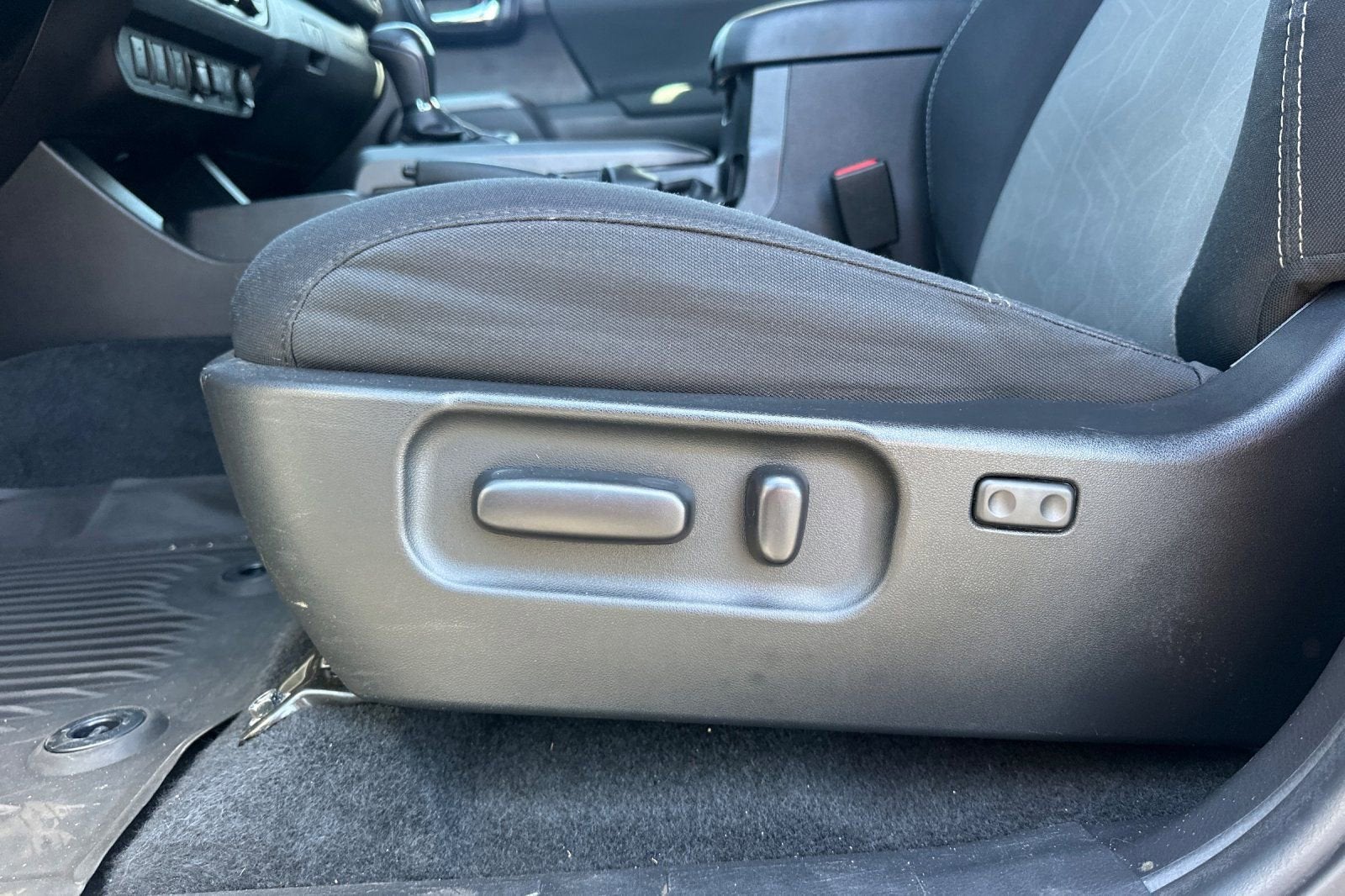 2021 Toyota Tacoma 4WD SR5