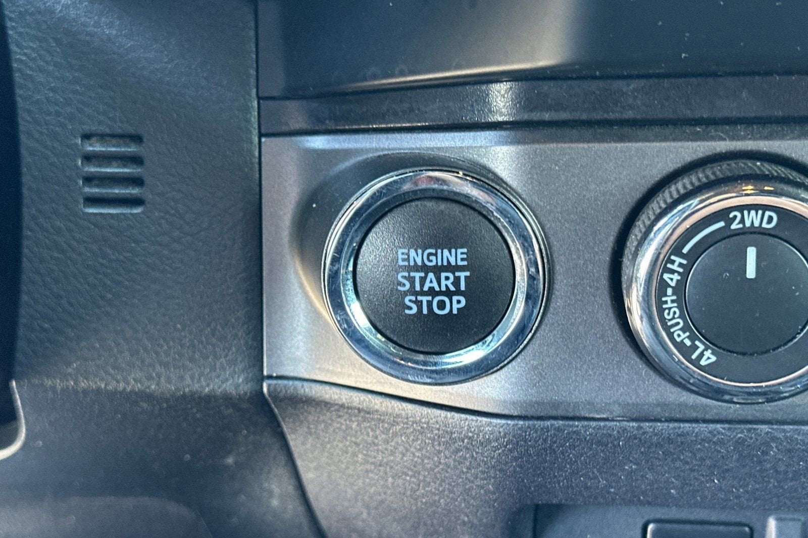 2021 Toyota Tacoma 4WD SR5