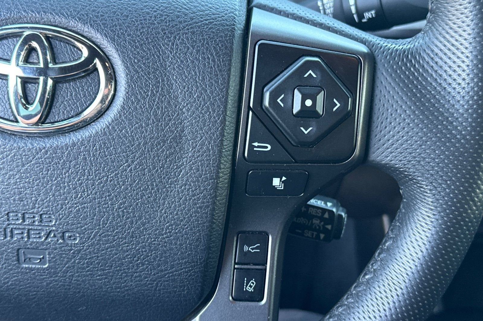 2021 Toyota Tacoma 4WD SR5