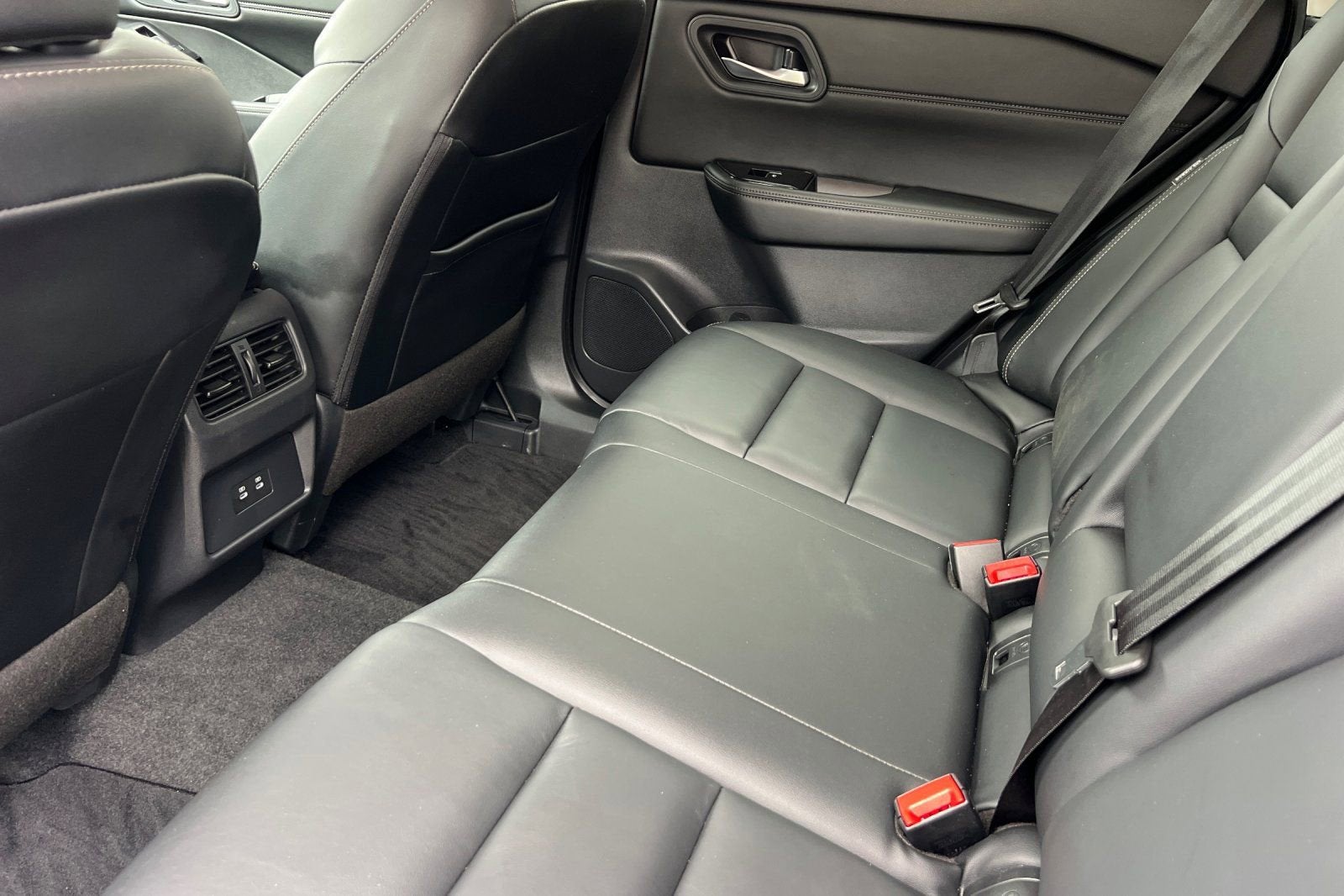 2026 Nissan Rogue SL