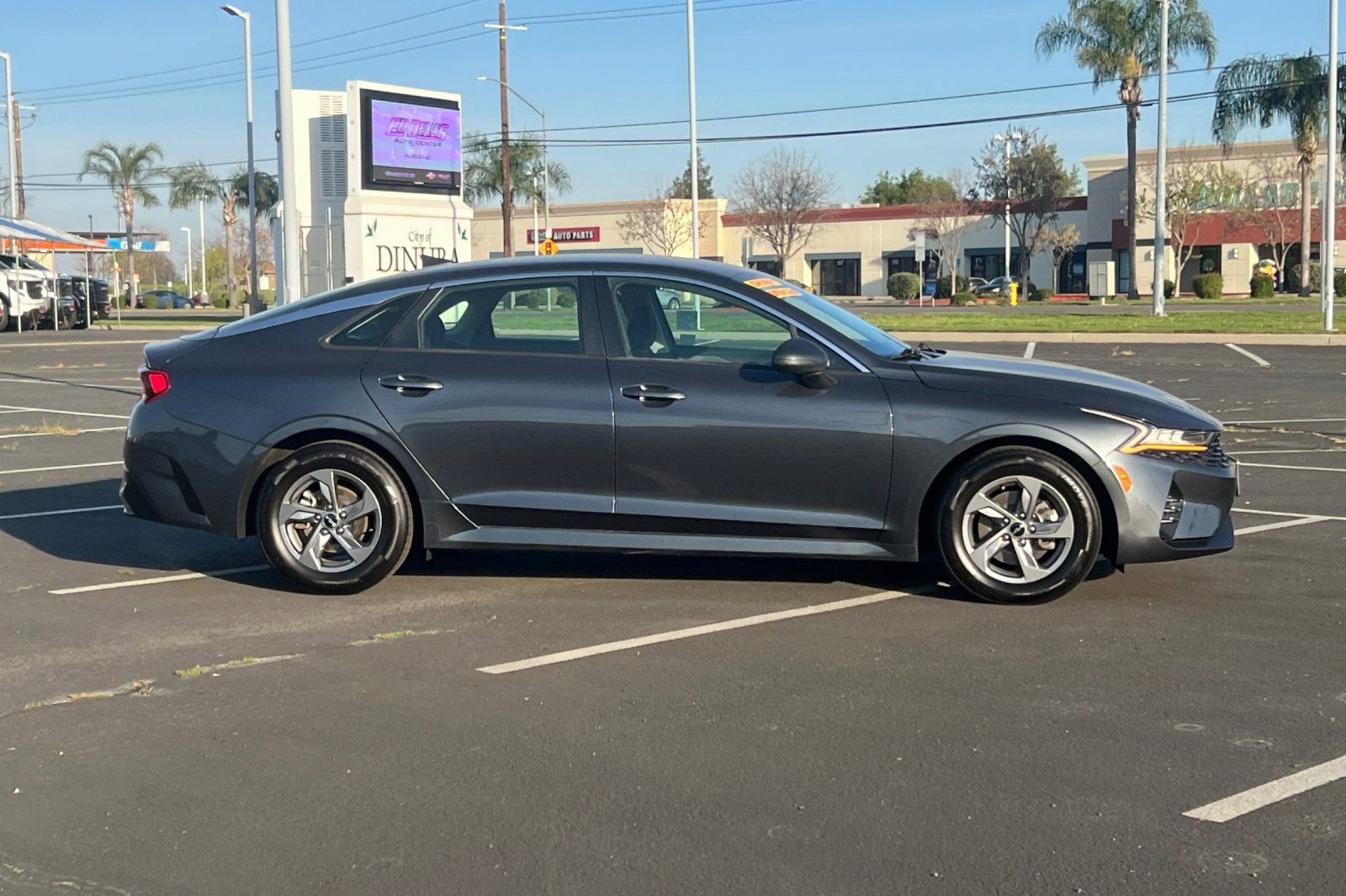 2023 Kia K5 LXS