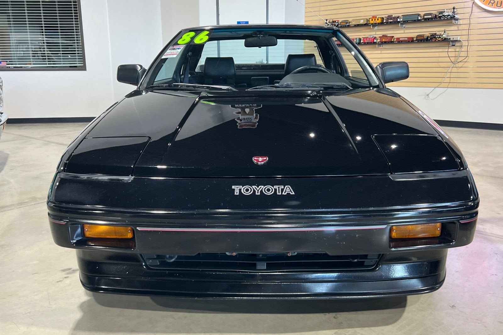 1986 Toyota MR2 2dr Coupe 5-Spd