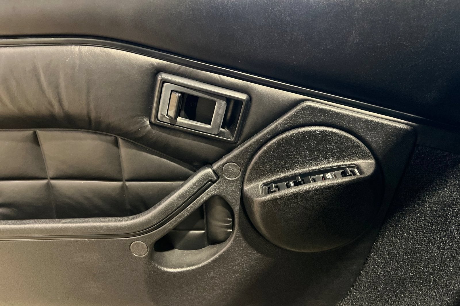 1986 Toyota MR2 2dr Coupe 5-Spd