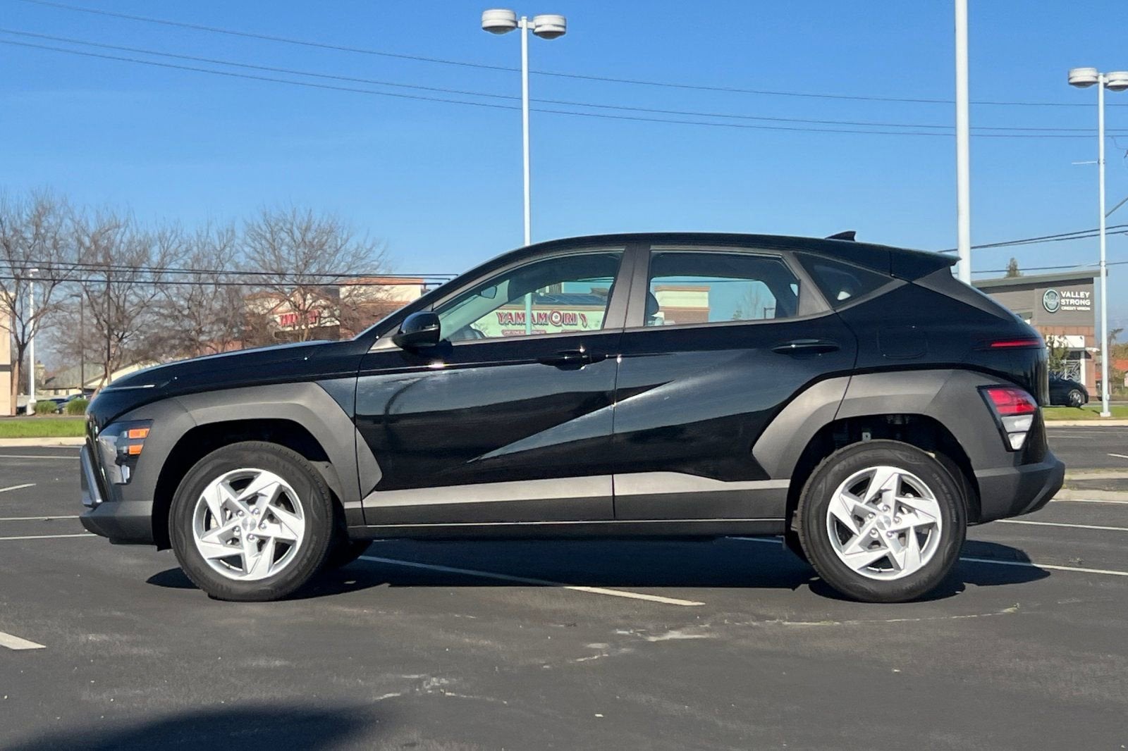 2025 Hyundai Kona SE