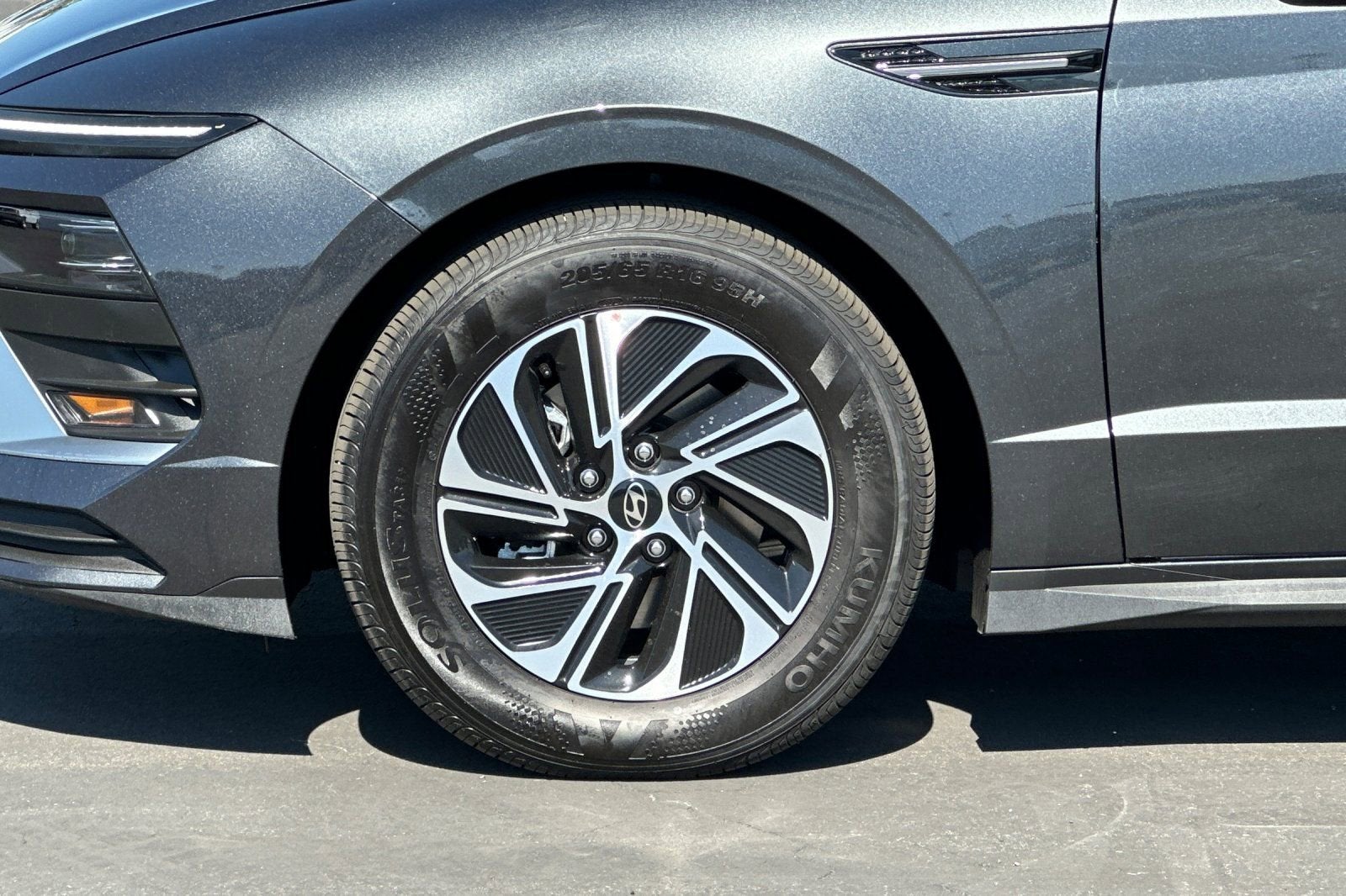 2026 Hyundai Sonata Hybrid Blue