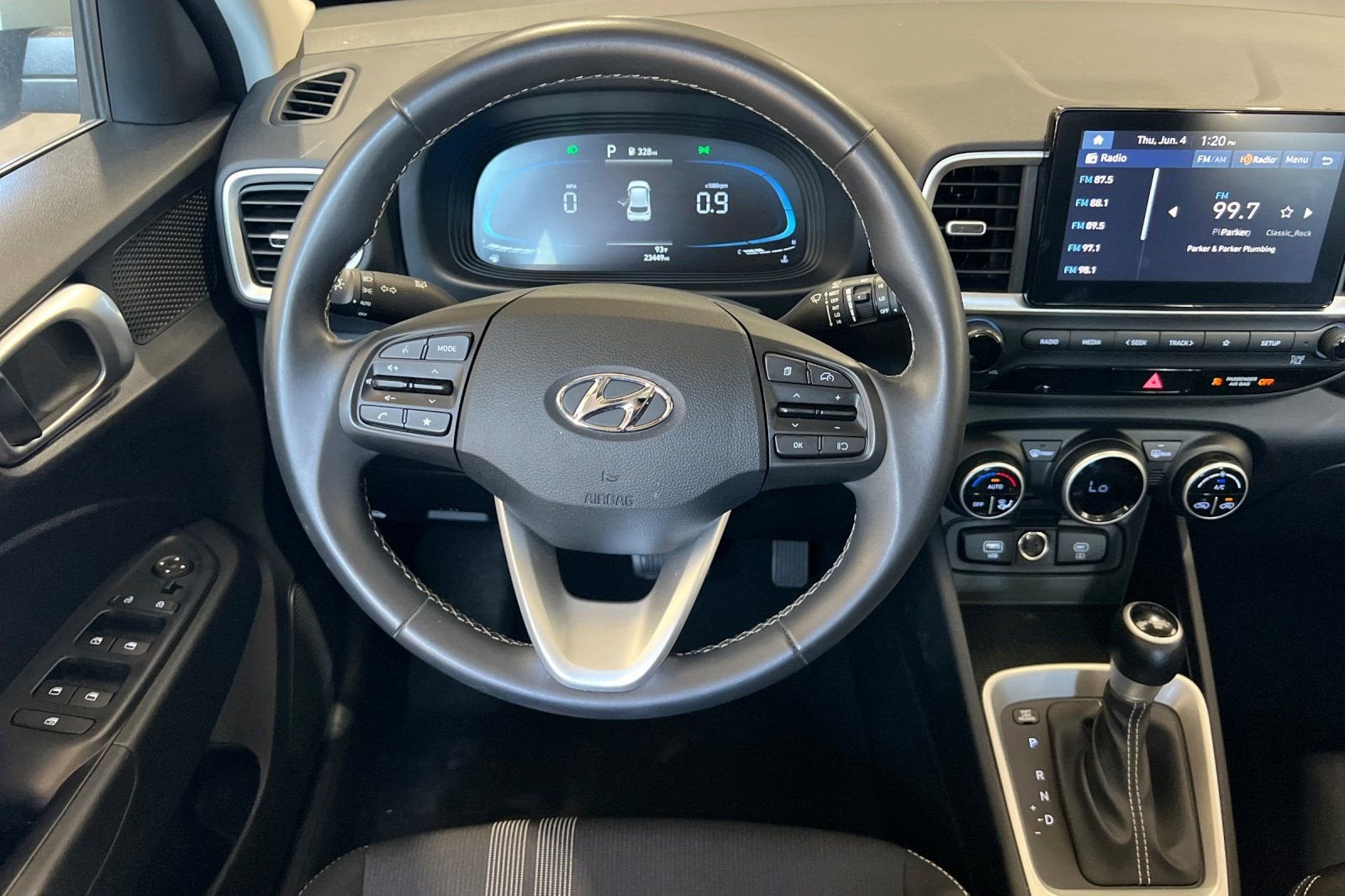 2025 Hyundai Venue SEL