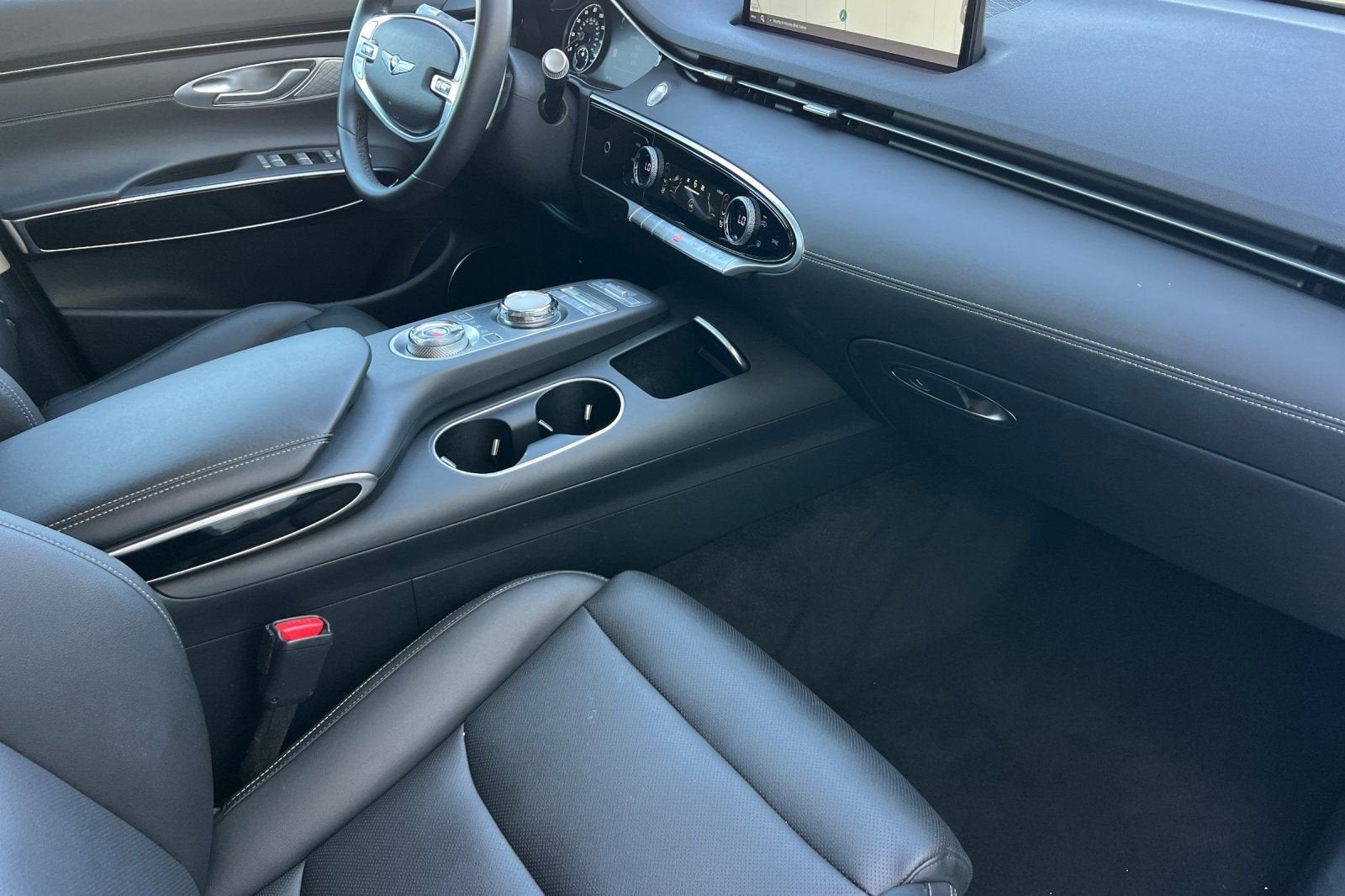 2025 Genesis GV70 2.5T