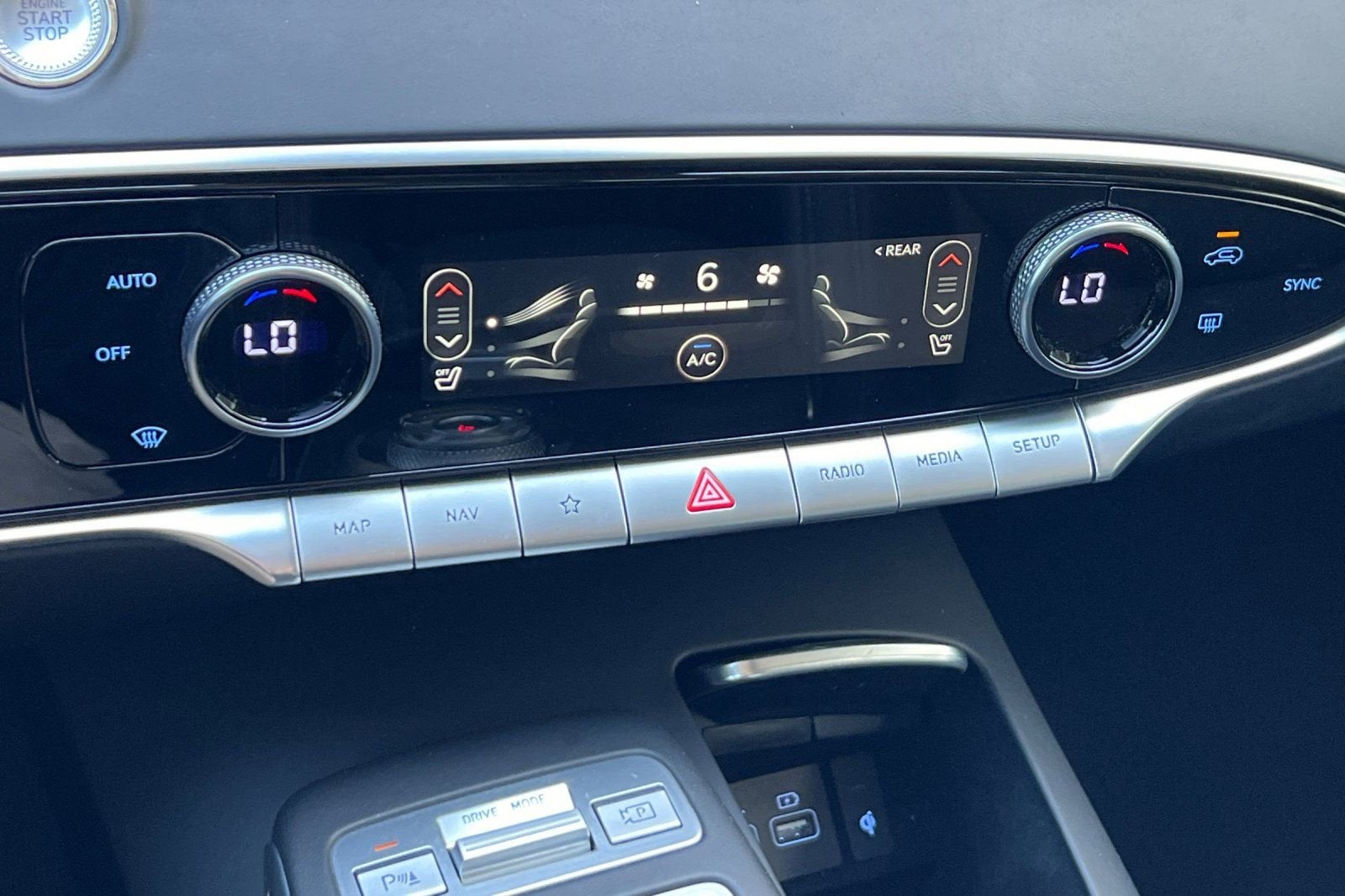 2025 Genesis GV70 2.5T