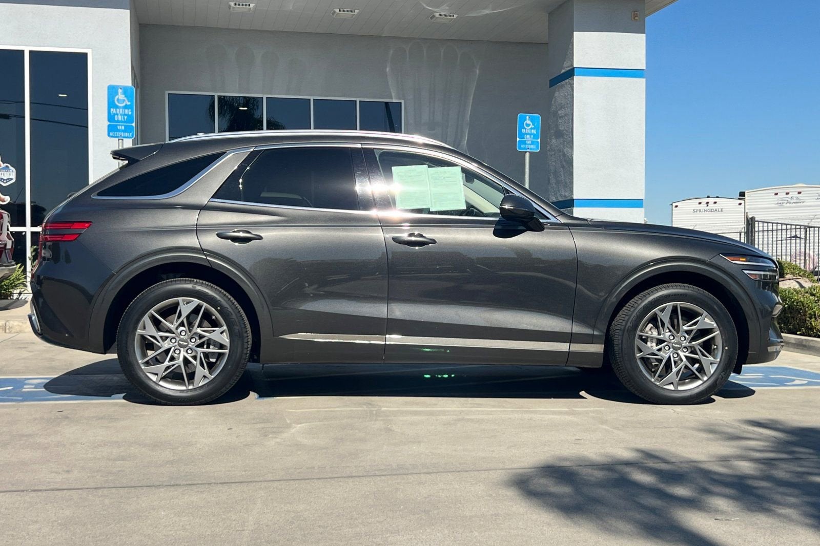 2025 Genesis GV70 2.5T