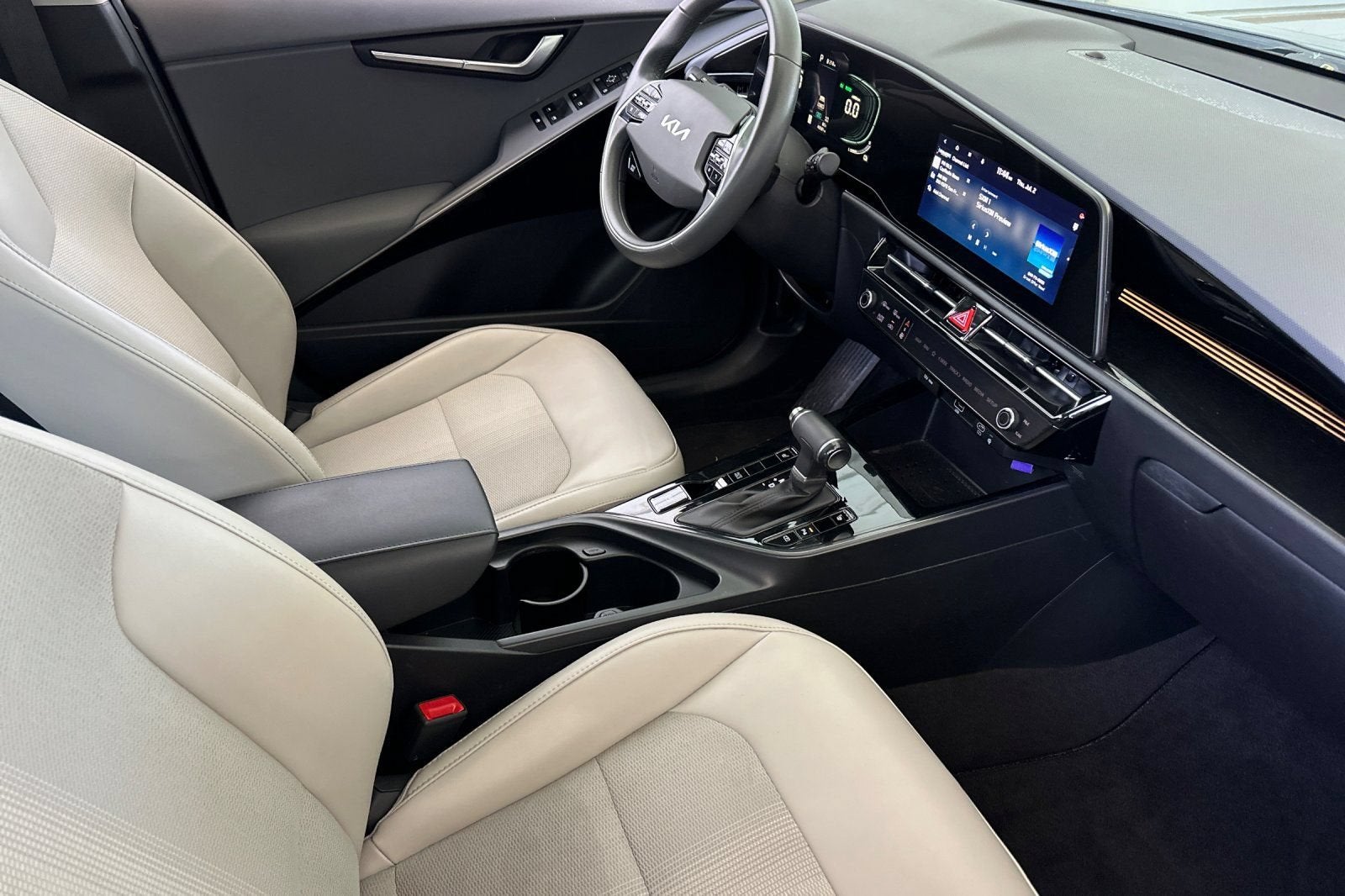 2023 Kia Niro EX