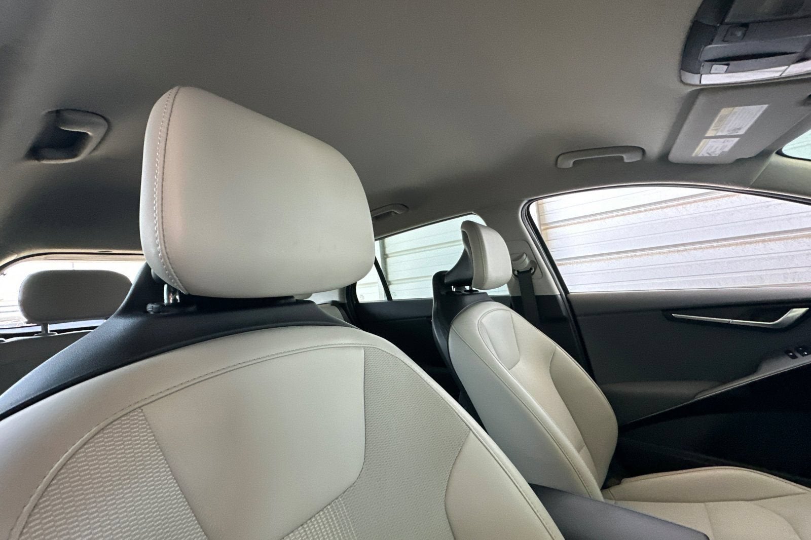 2023 Kia Niro EX
