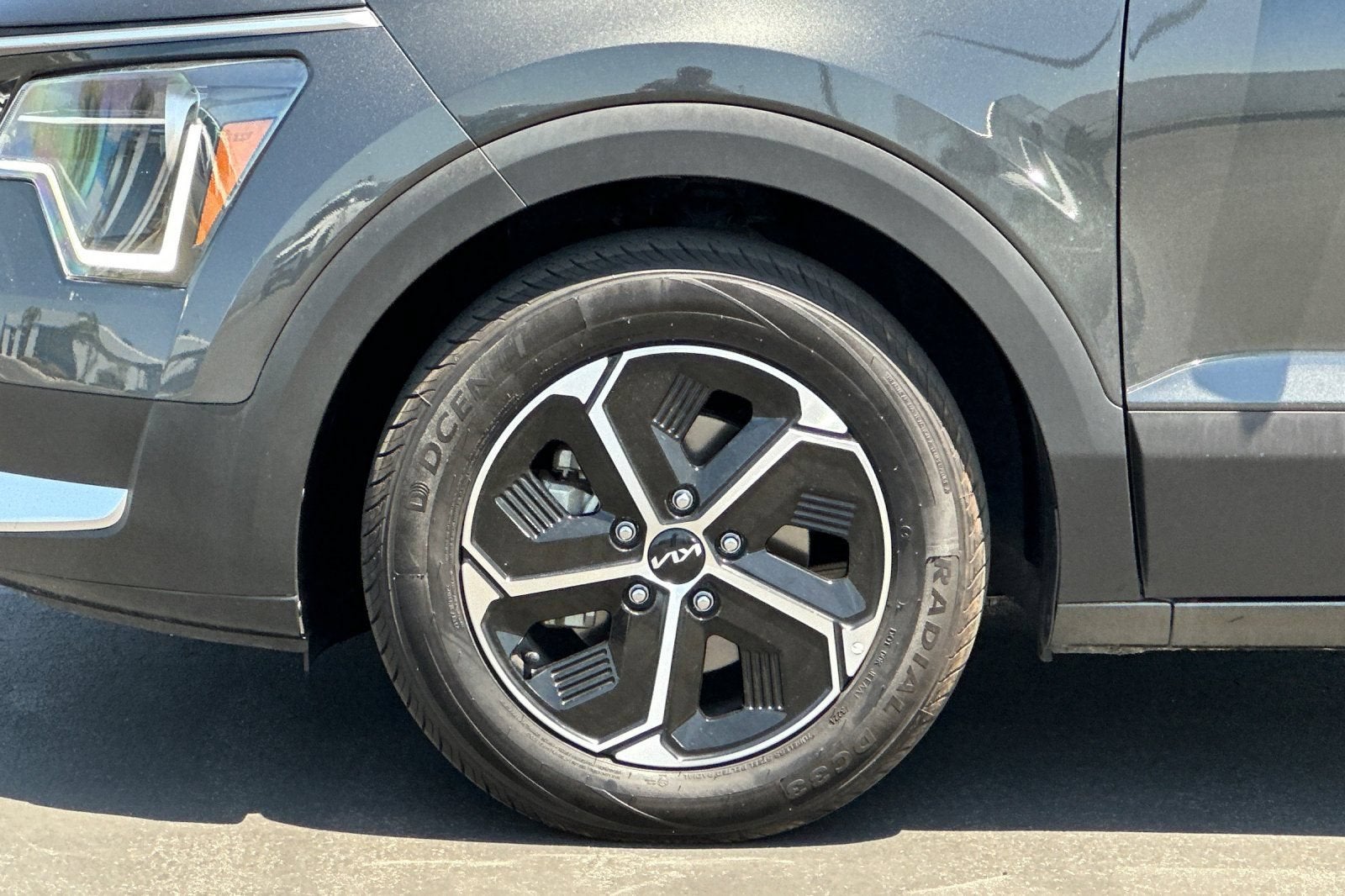 2023 Kia Niro EX