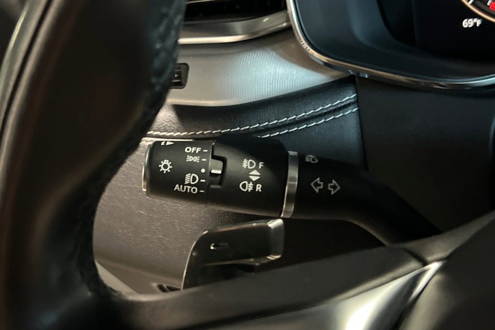 2025 Jaguar F-PACE R-Dynamic S