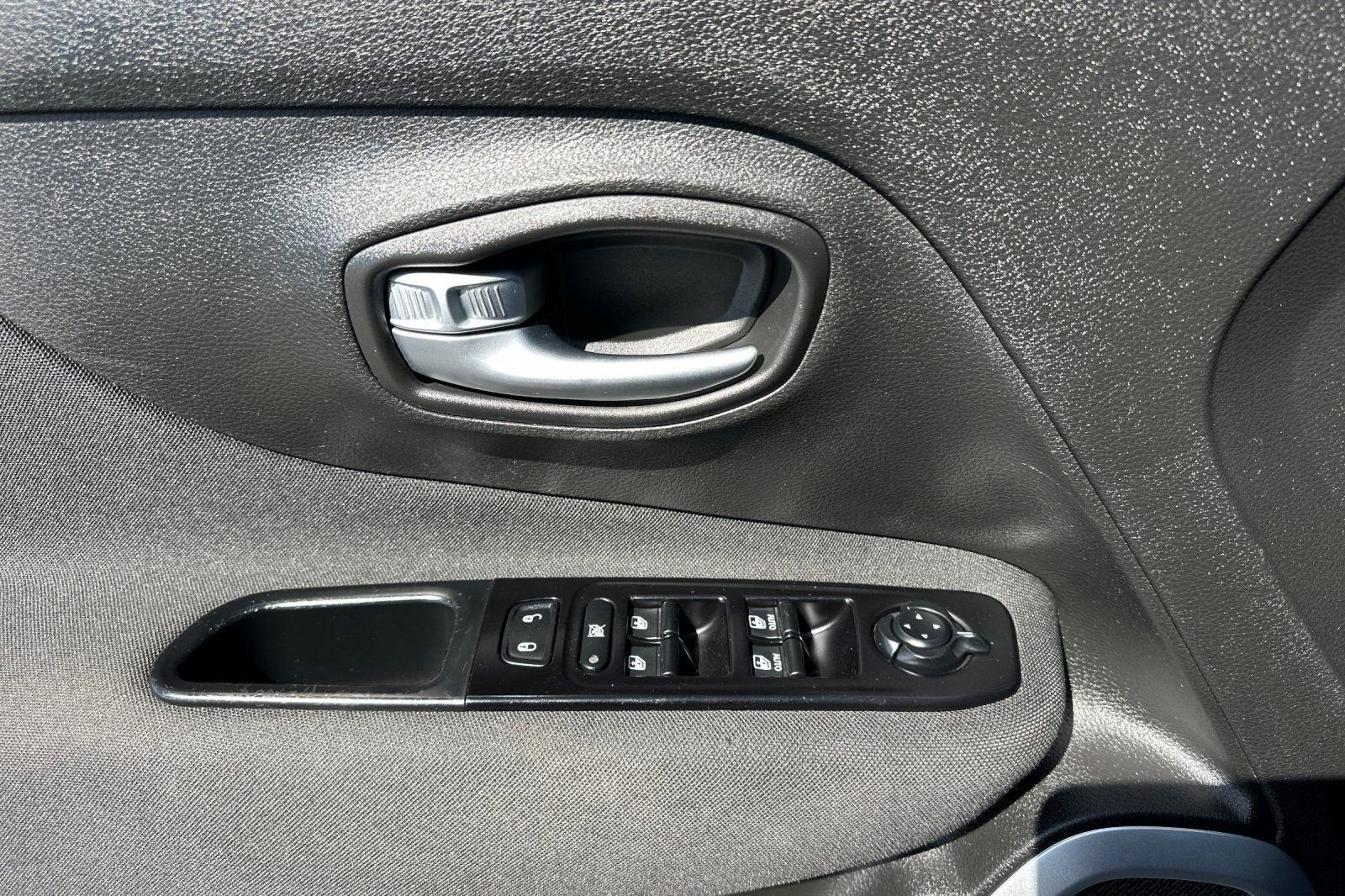 2021 Jeep Renegade Jeepster