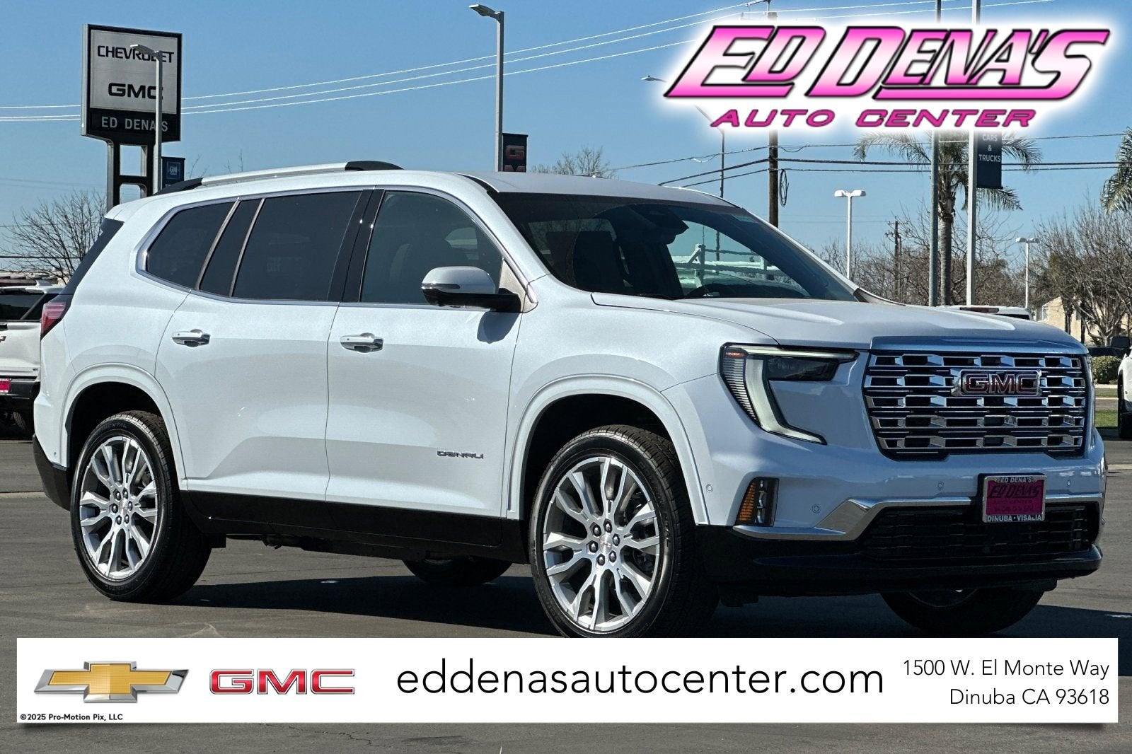 2026 GMC Acadia Denali AWD's photo