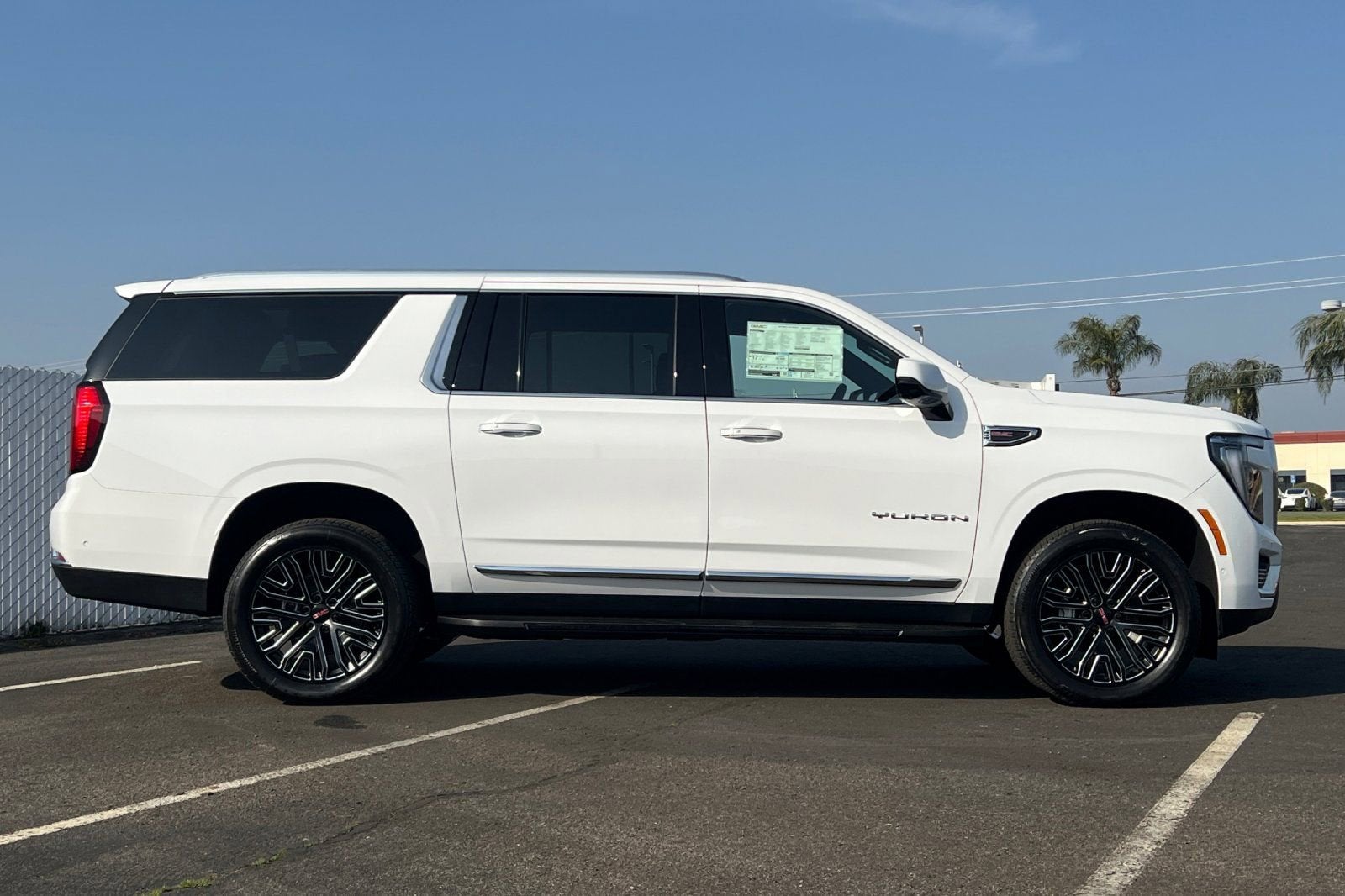 2026 GMC Yukon XL Elevation